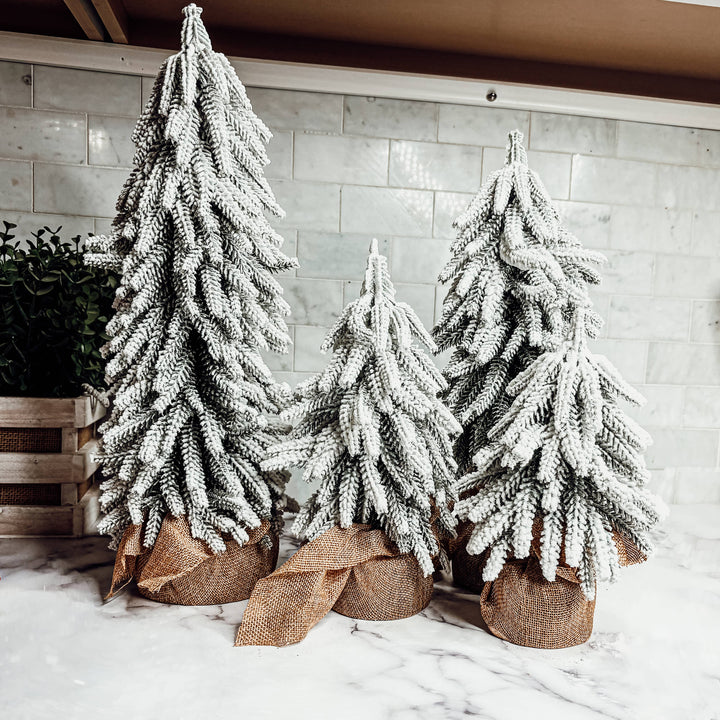 Artificial Christmas Tree for Table or Mantle with Snow Cute: 13.8