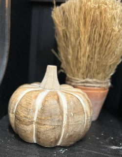 Natural Pumpkin 3.5in